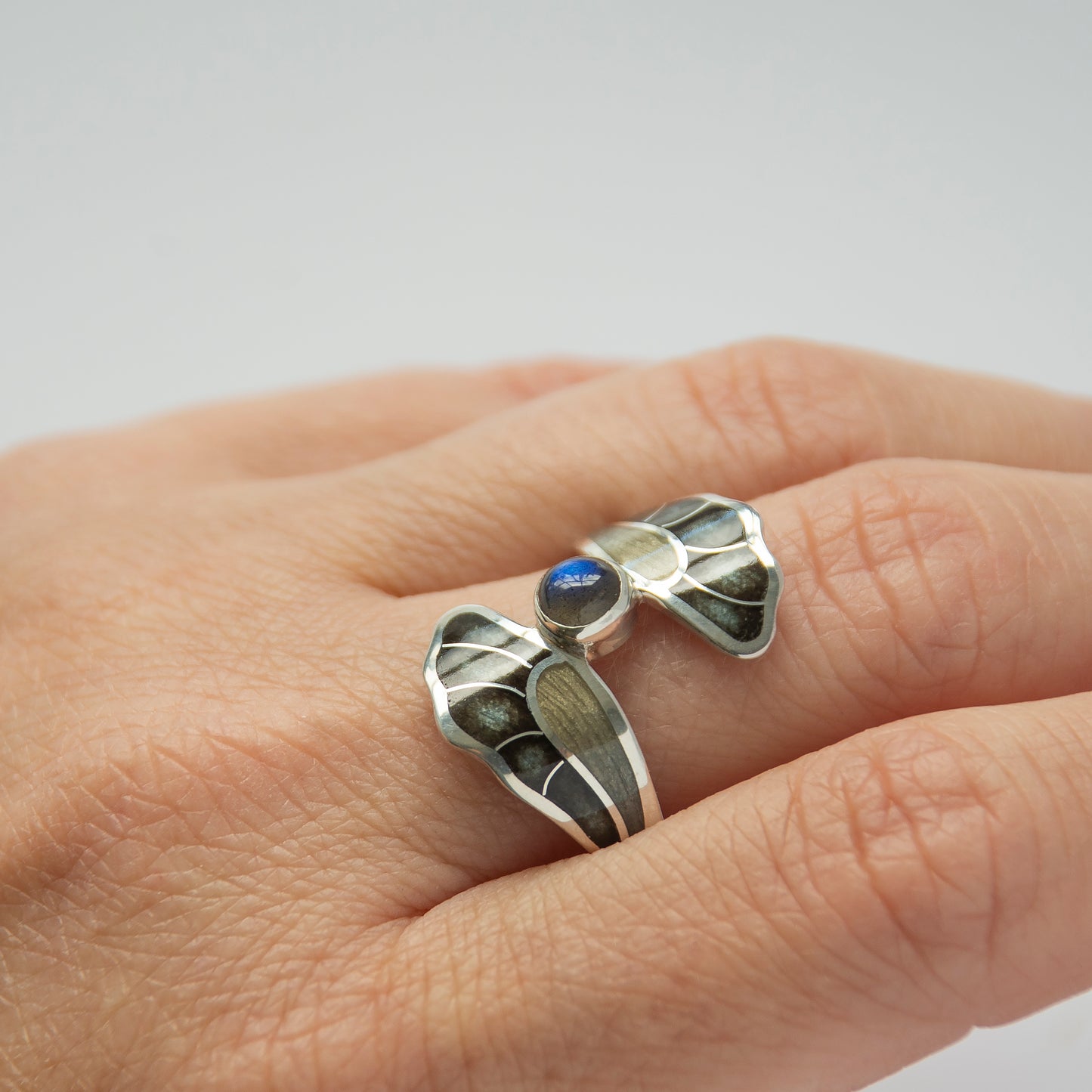 Cloisonne Enamel Silver Ring With Labradorite Stone